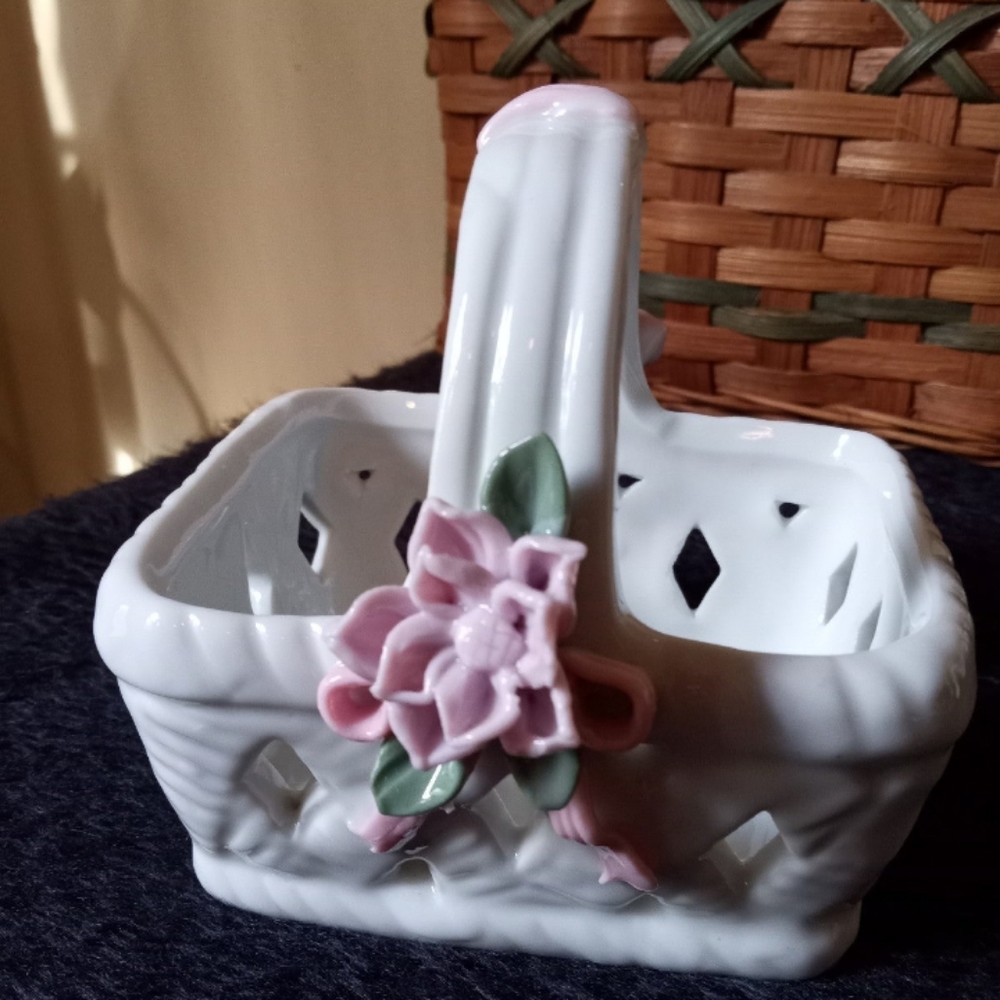 Ceramic baskets - Picture 4 of 11